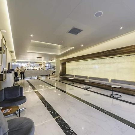 Sea View Apart-Hotel Orbi Twin Towers 1413 Батумі Екстер'єр фото